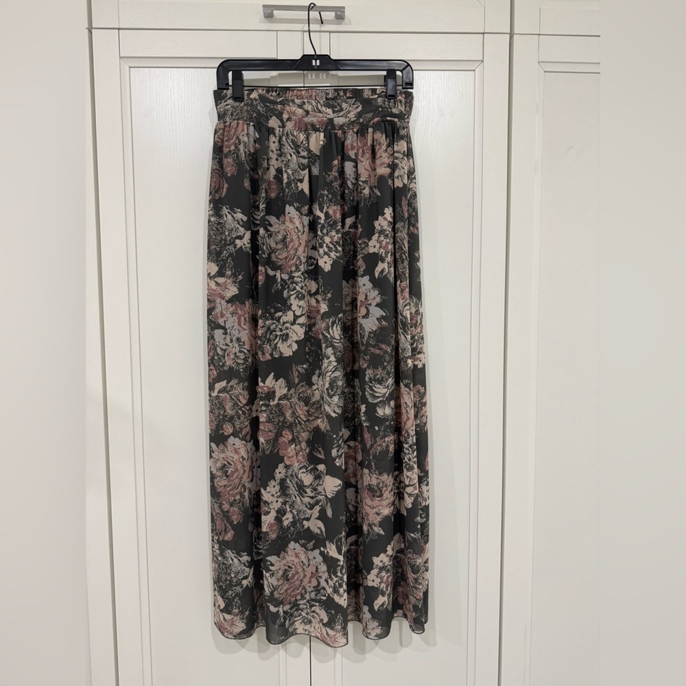 Leith Floral Maxi Skirt in Pink and Gray